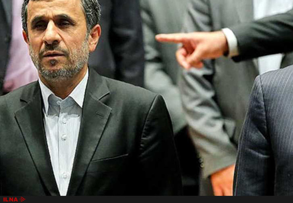 وجود چندین گونی سند و مدرک از هزینه‌های فاقد سندِ دوران احمدی نژاد در شهرداری تهران